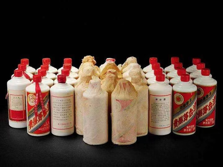 丹江口日照岚山回收酒价格哪里回收(附近上门回收茅台酒）?